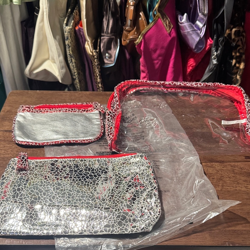Avon Stylish Silver and Red Women's Bag Set 3pc